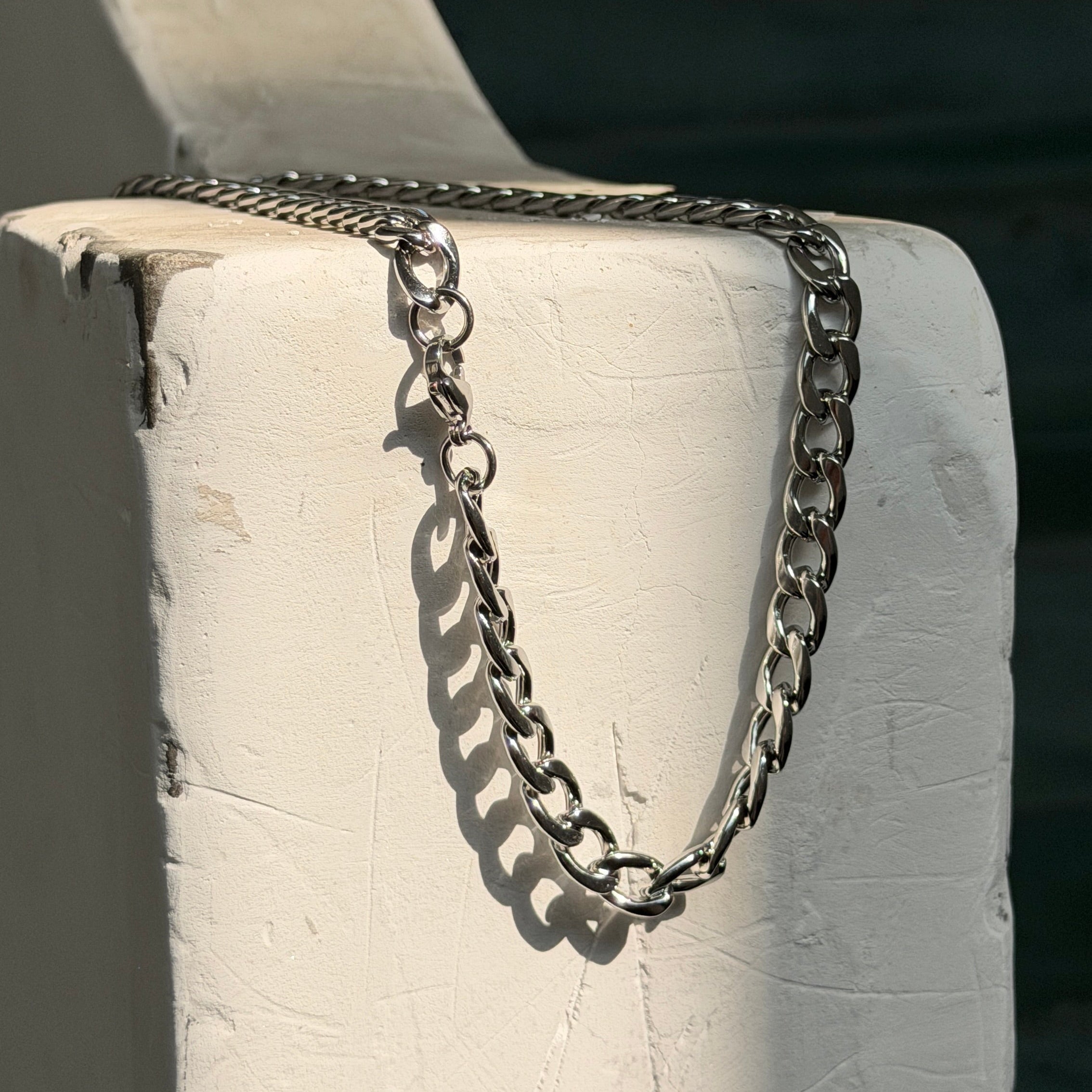 Rounded Curb Chain Necklace